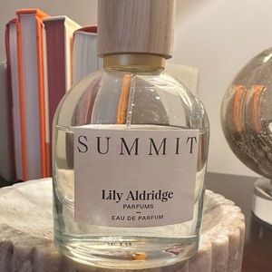 Summit perfume by Lily Aldridge